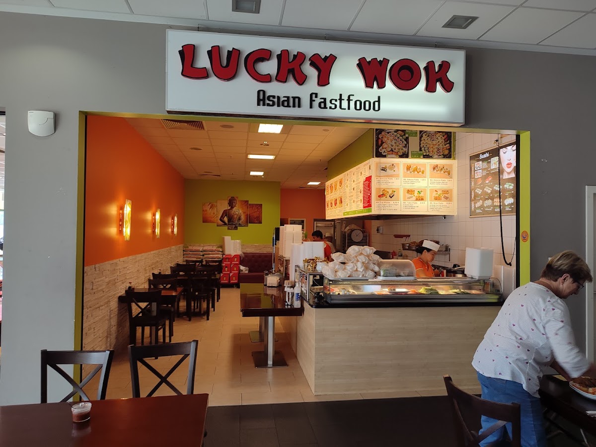 Lucky Wok