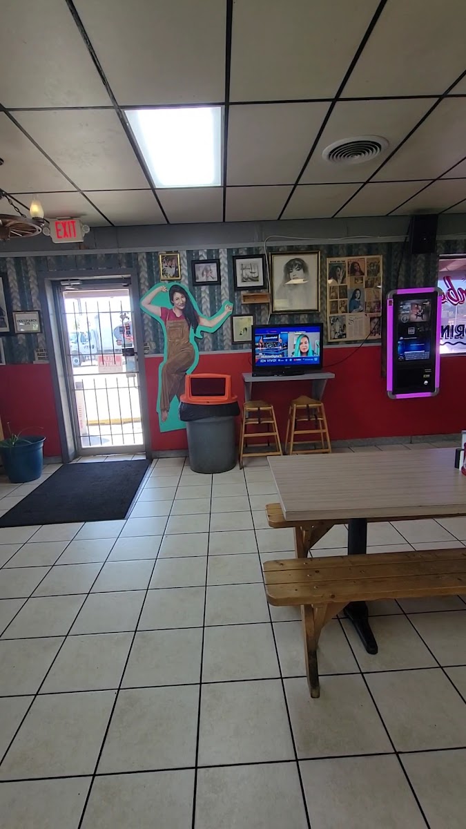 Country Burger Photo 2