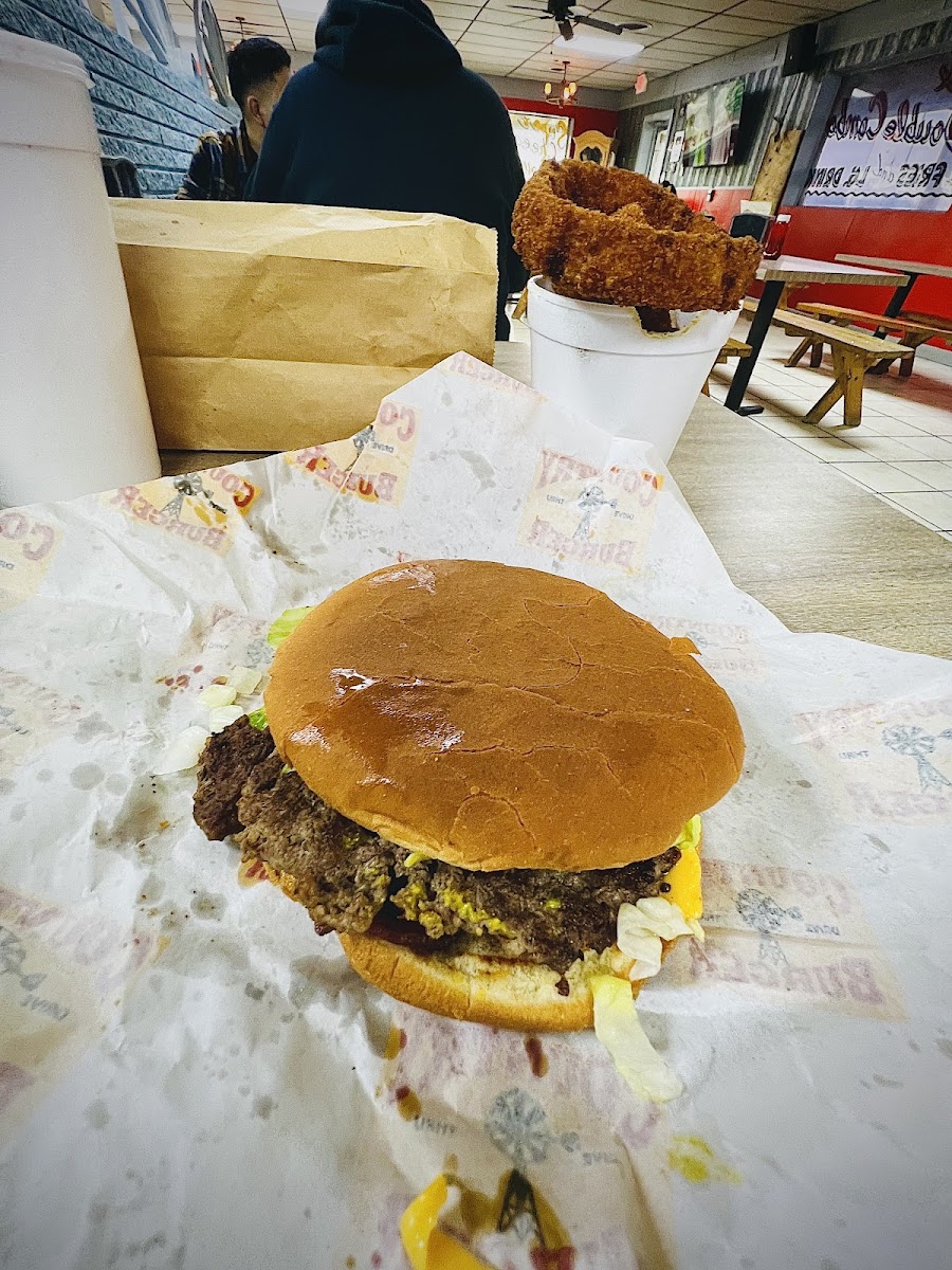 Country Burger Photo 7