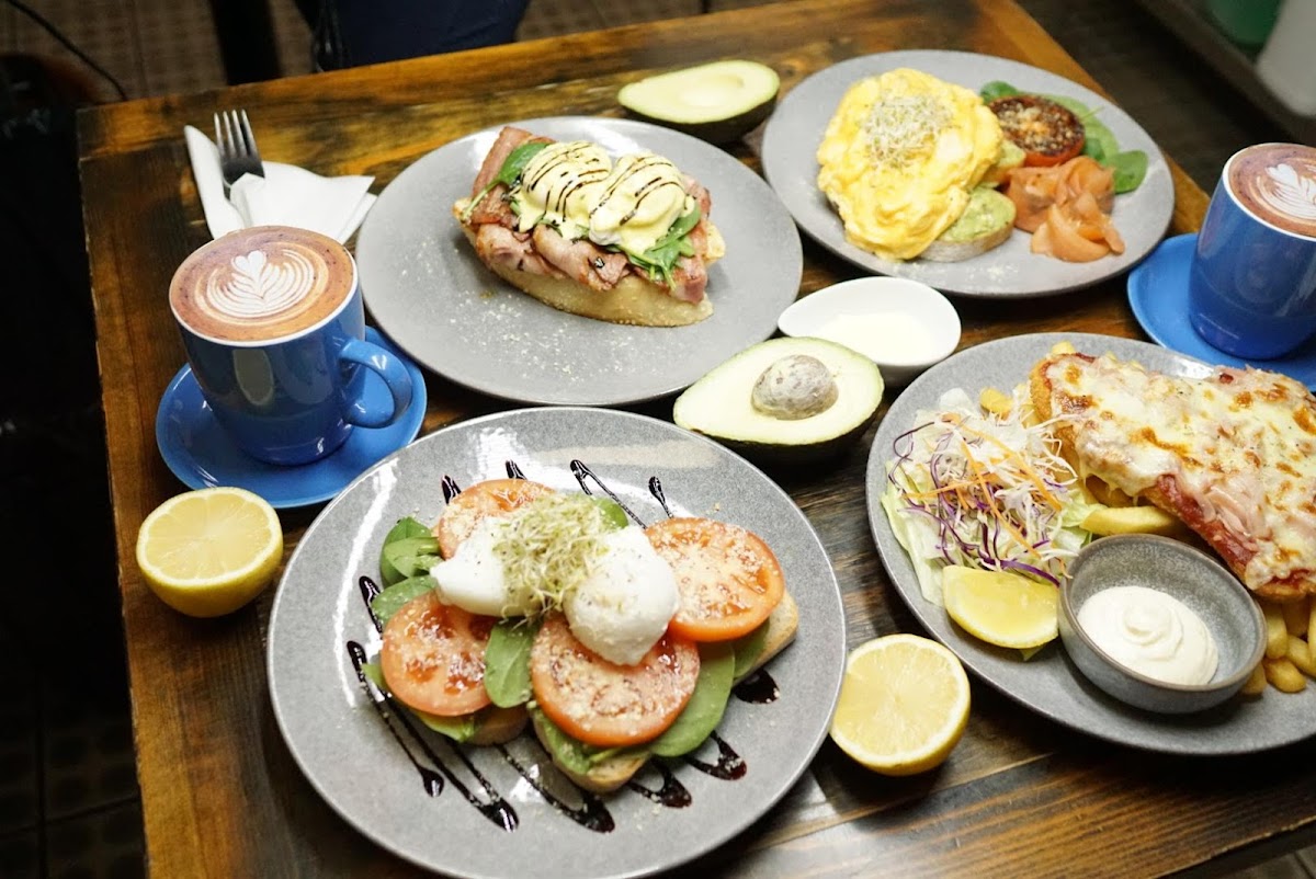 Cafe CnB Photo 2
