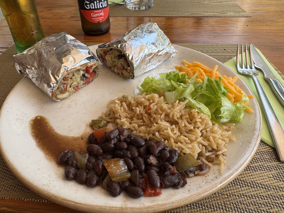 La Cantina Photo 3
