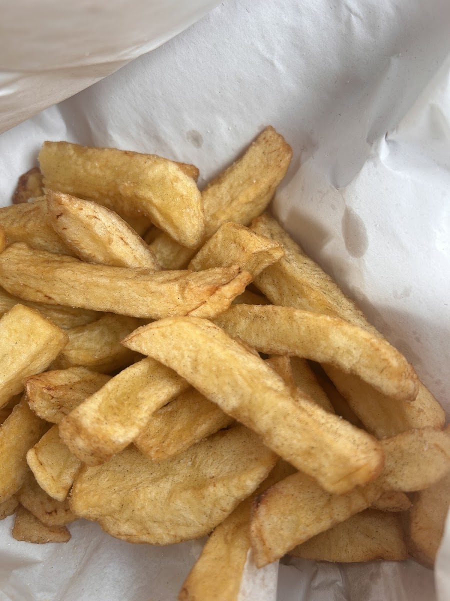 Fish Inn Photo 4