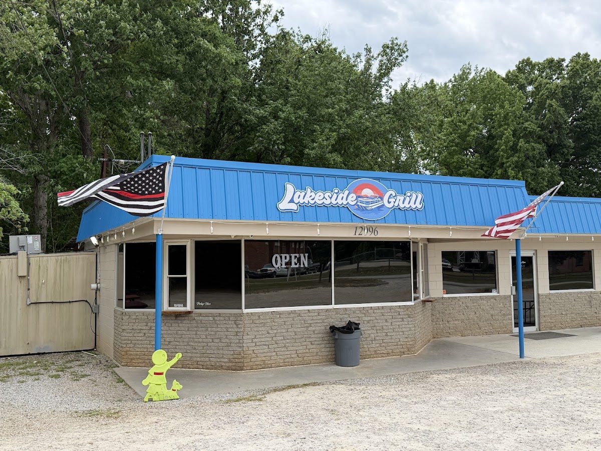Lakeside Grill
