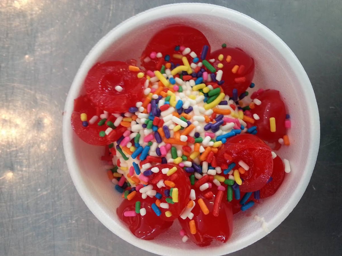 Lix Frozen Custard Photo 7