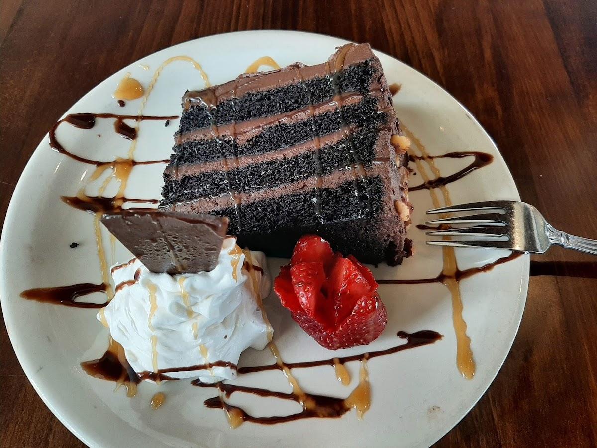 Divots Bar & Grill Photo 7