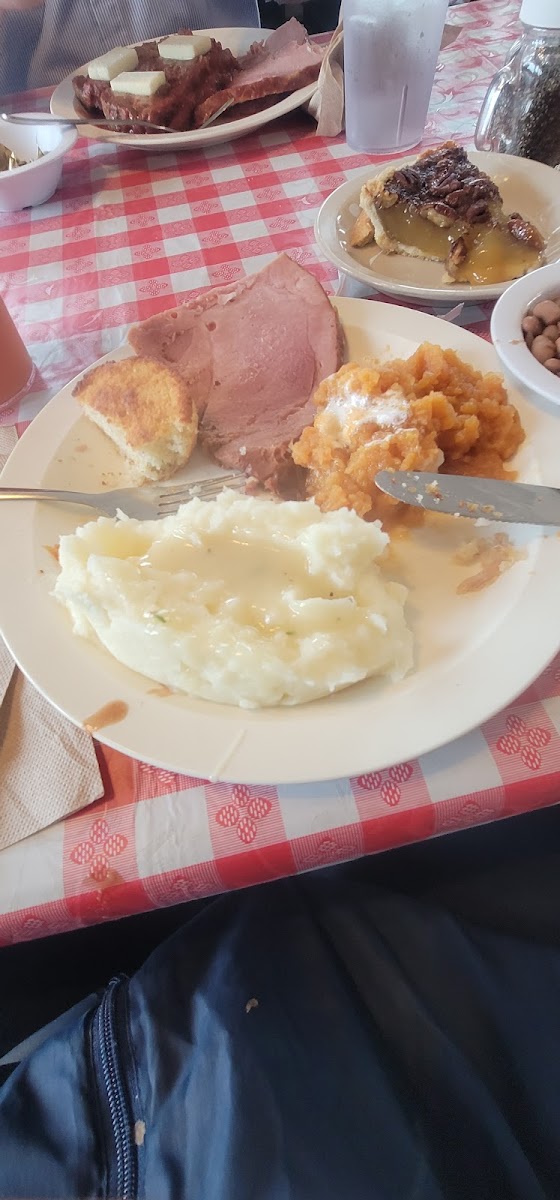 Mama’s Kitchen Photo 7