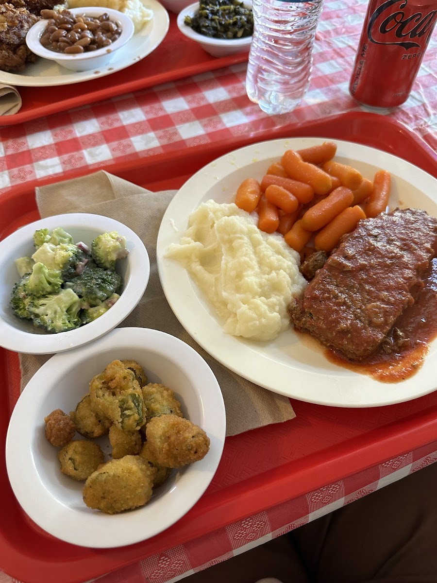 Mama’s Kitchen Photo 8