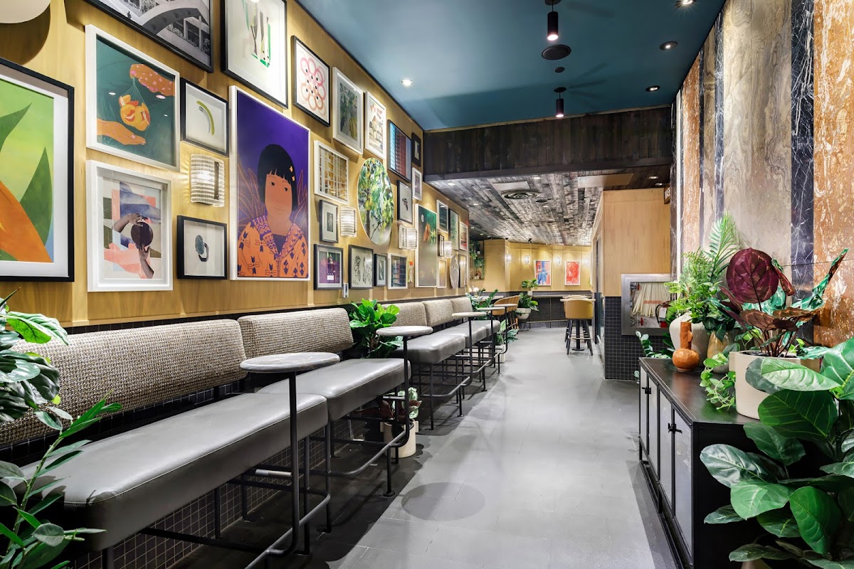 Earls Kitchen + Bar