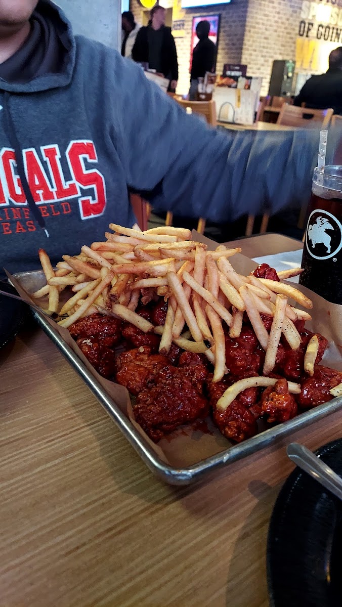 Buffalo Wild Wings Photo 10