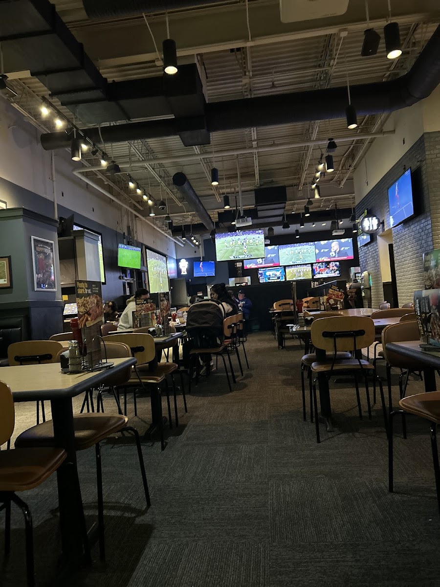 Buffalo Wild Wings Photo 3
