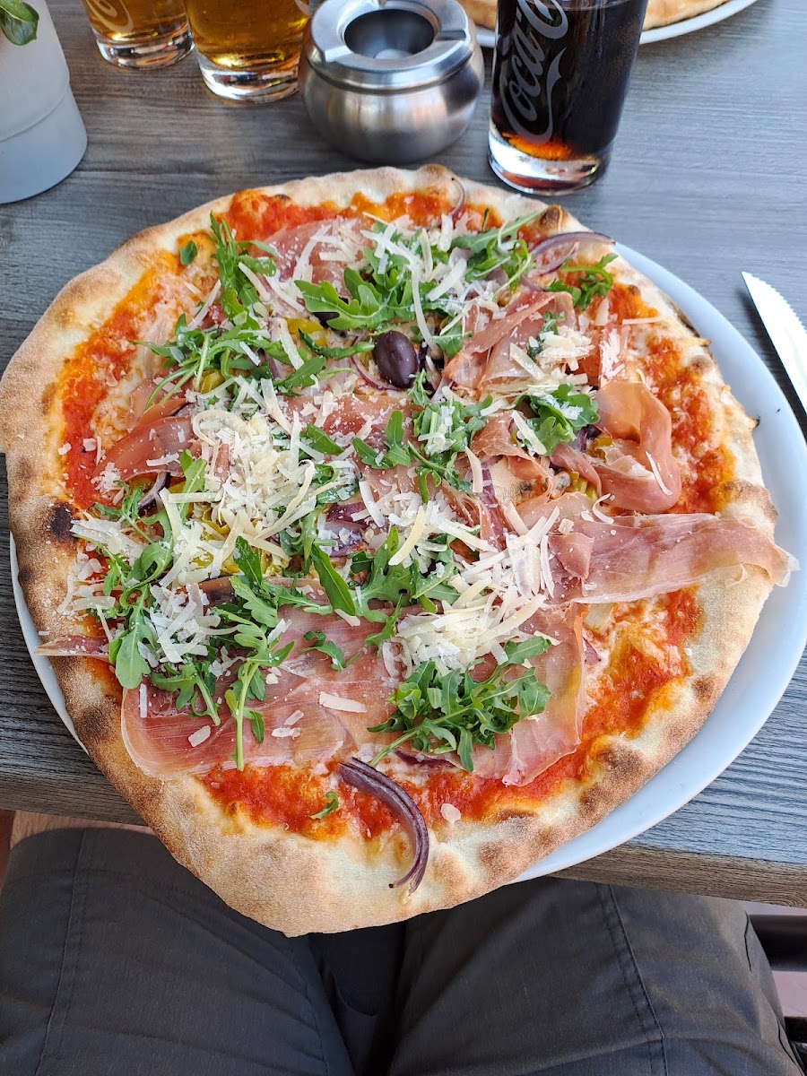 Pizzeria Italia Photo 4