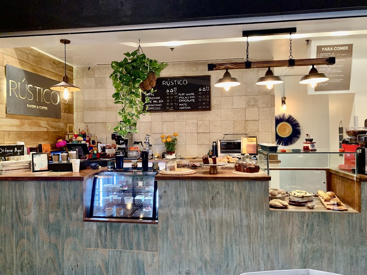 Rústico Bakery & Coffee