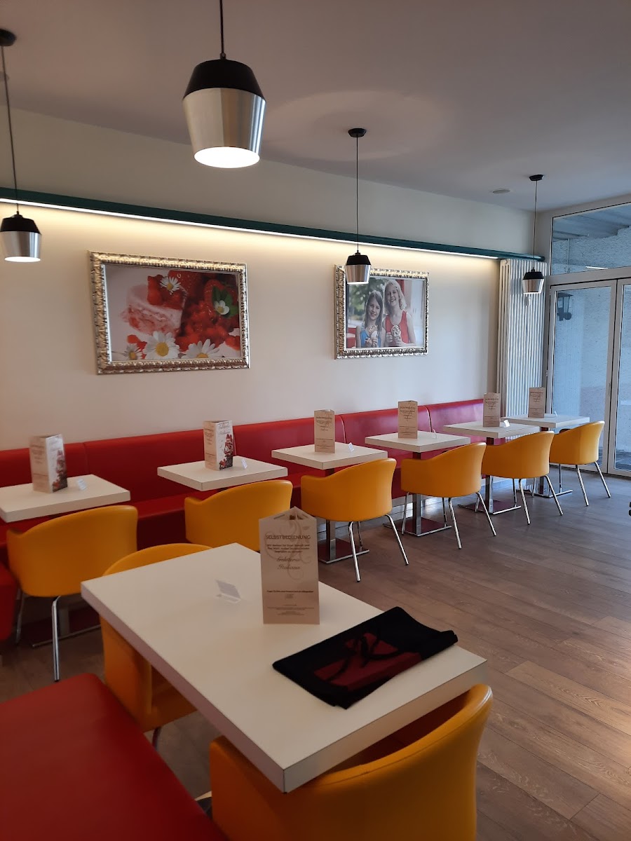 Eiscafé Lido Photo 3