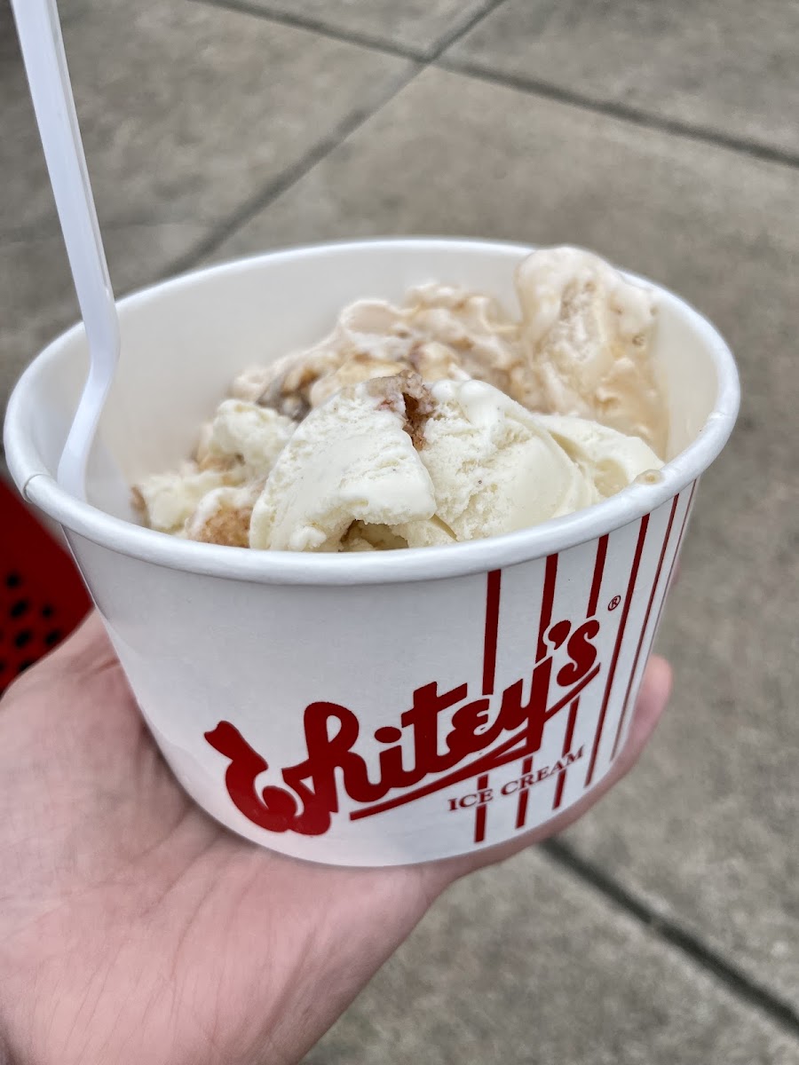 Whitey's Ice Cream Photo 7