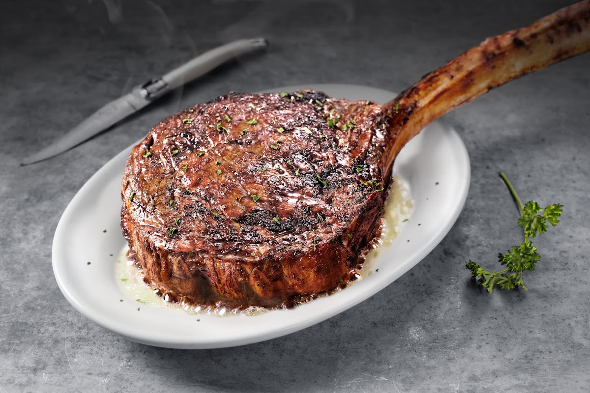 Ruth's Chris Steak House Photo 3