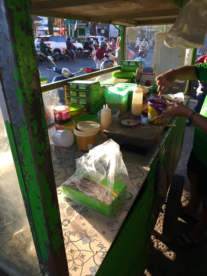 Terang bulan dan Martabak 'Lumer' Palma Photo 4