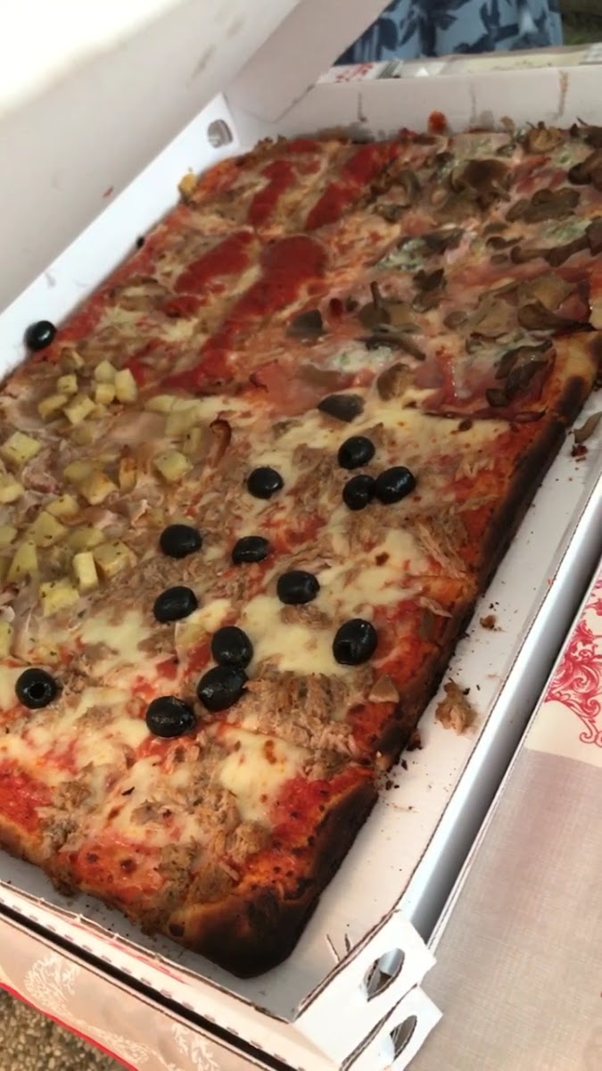 Mondo Pizza Photo 2