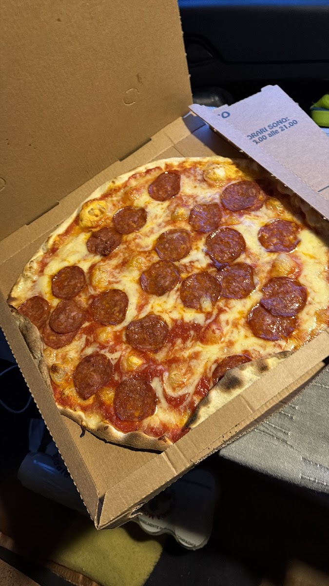 Mondo Pizza Photo 4
