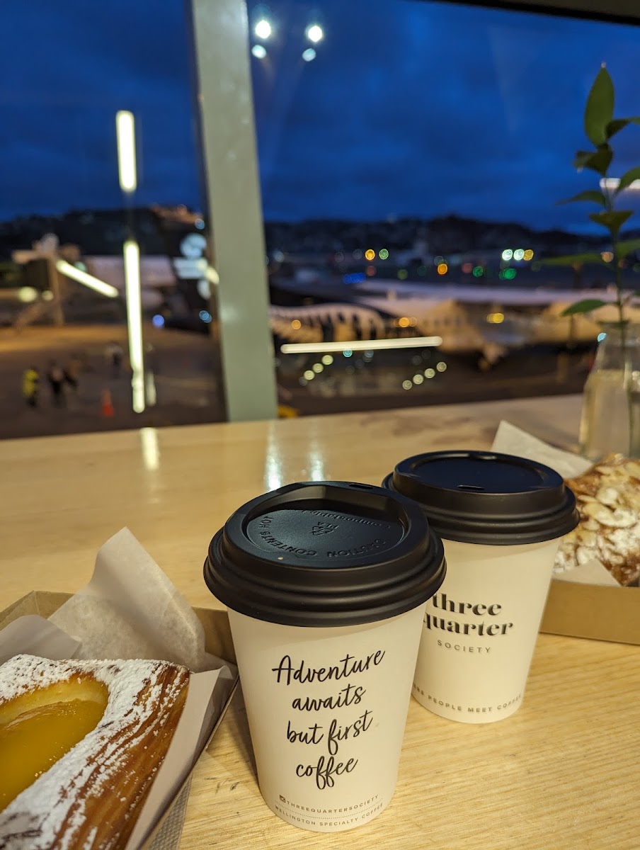 Three Quarter Society I Specialty Coffee Bar Photo 8