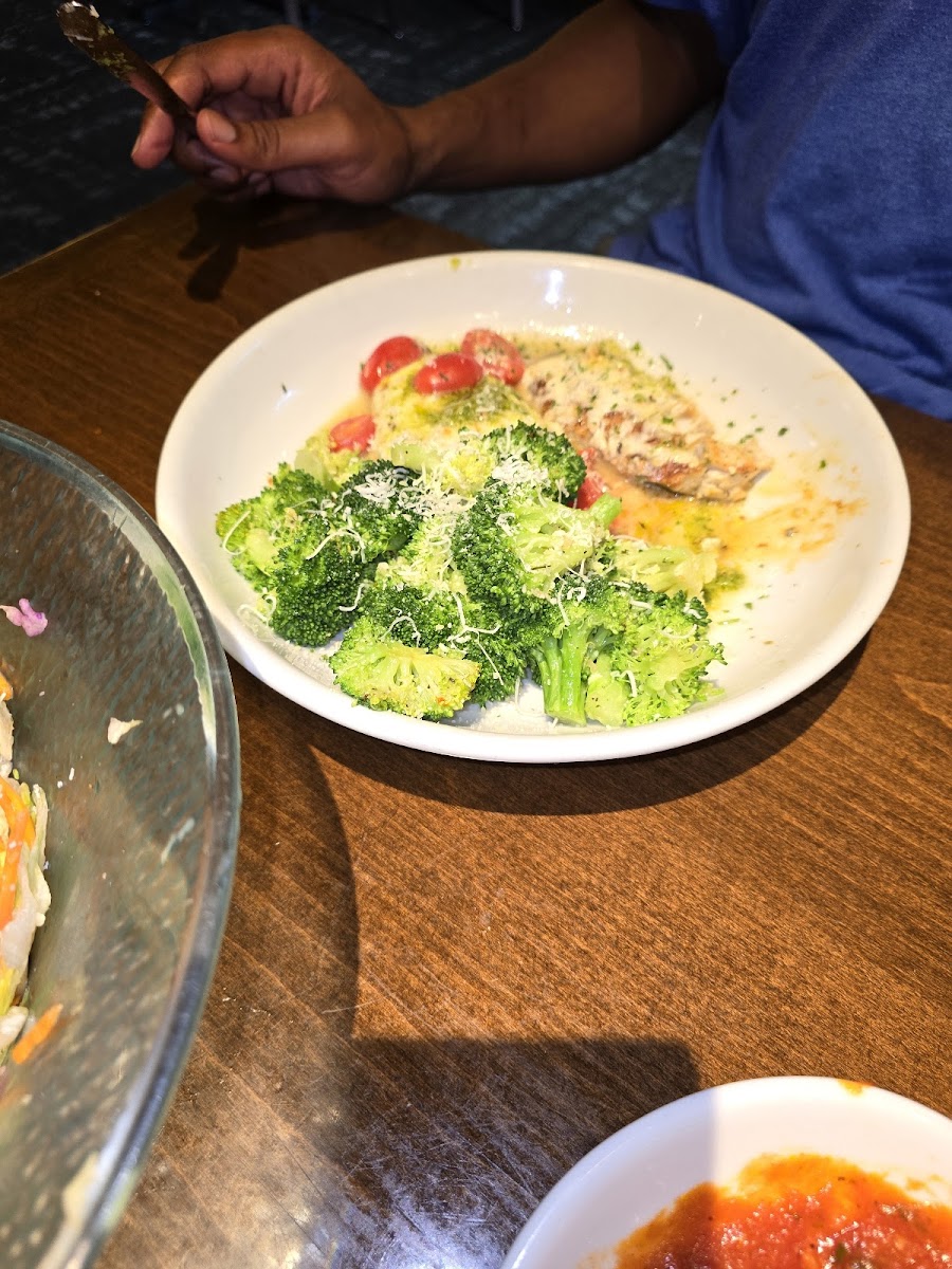 Olive Garden Italian Restaurant Photo 5