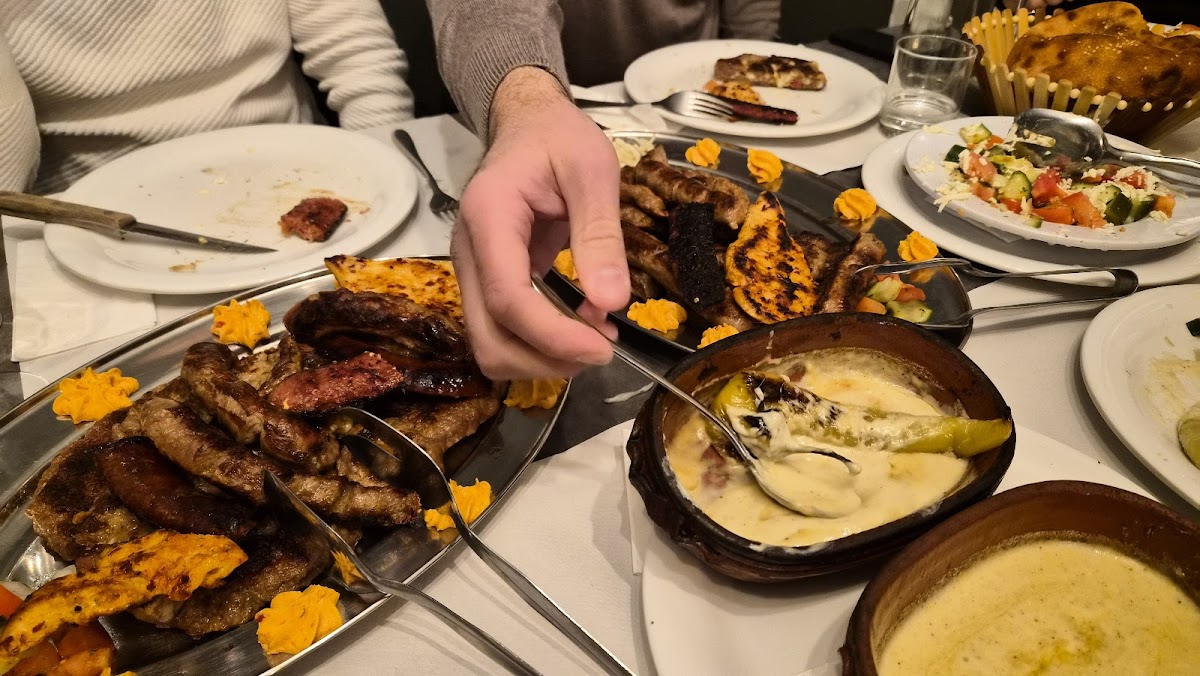 Balkan Grill Photo 4