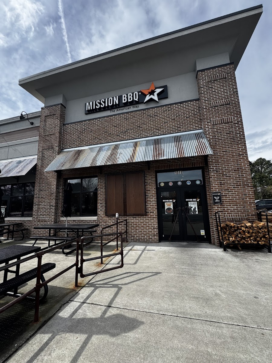 MISSION BBQ