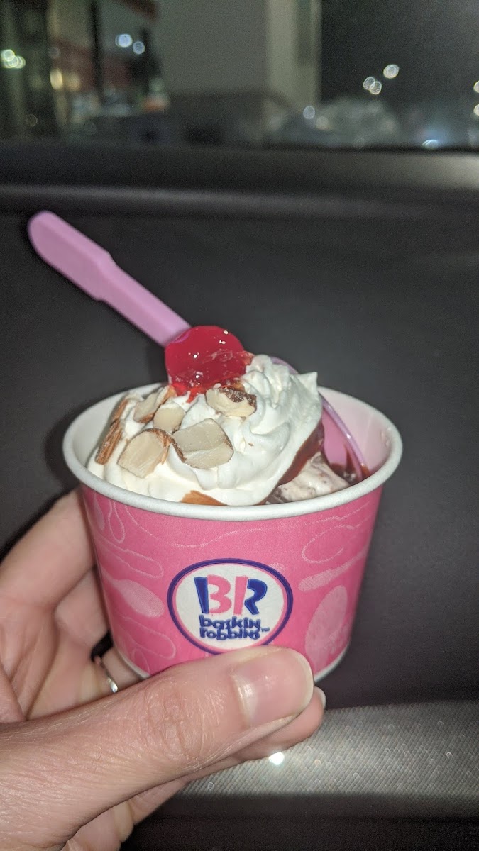 Baskin Robbins Photo 7