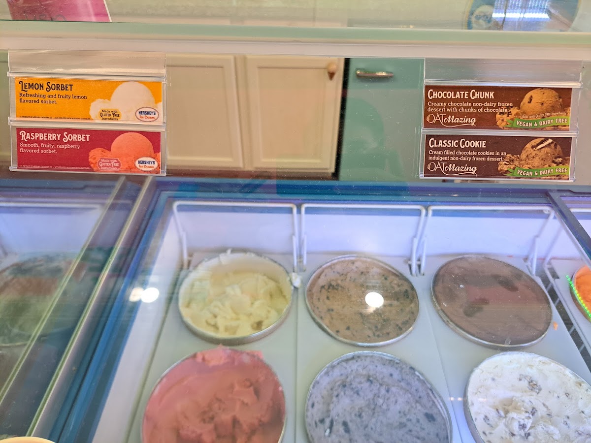 Scoops Ice Cream Photo 8