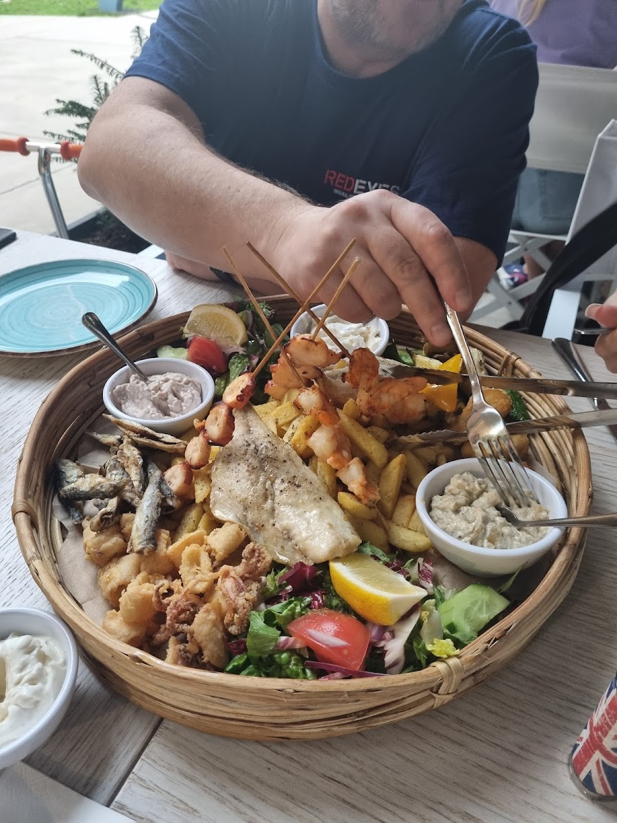 Olivos Restaurant Photo 5