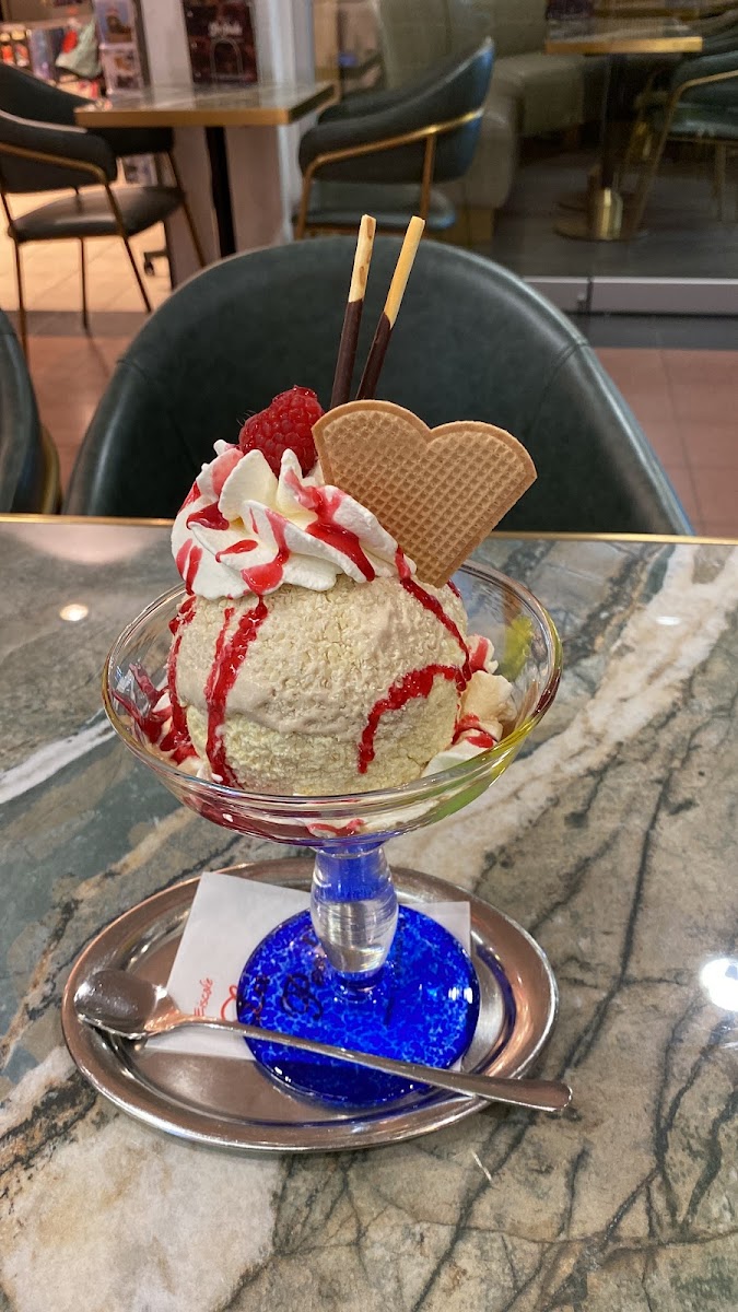 Eiscafé La Perla Photo 7
