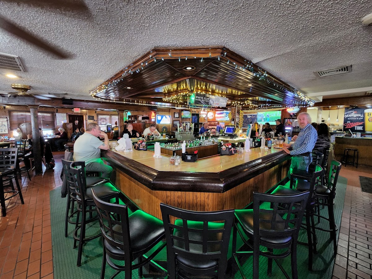 Mulligan's Bar & Restaurant