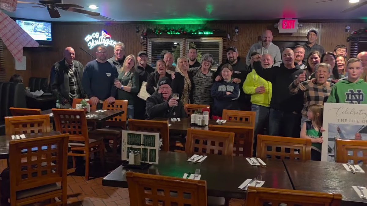 Mulligan's Bar & Restaurant Photo 2