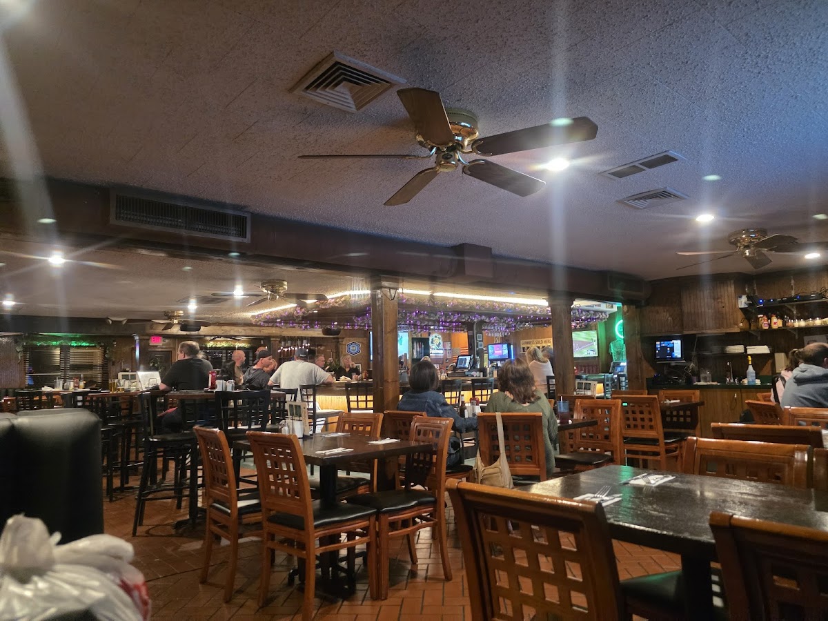 Mulligan's Bar & Restaurant Photo 3