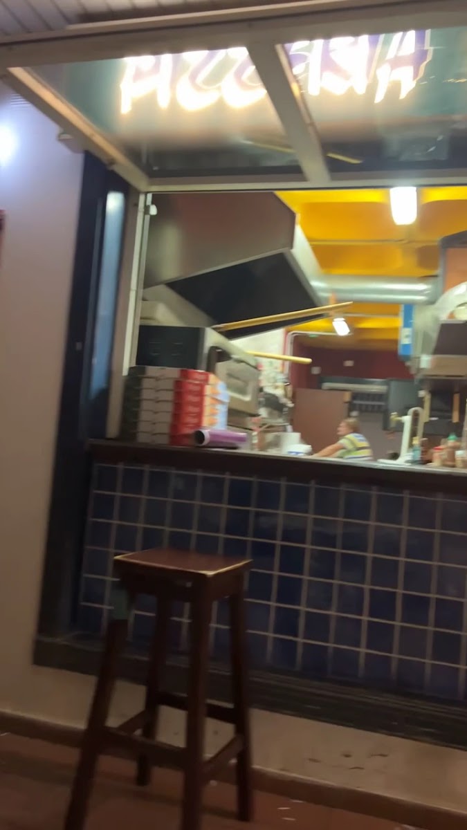 Pizzería Bella Napoli Photo 2