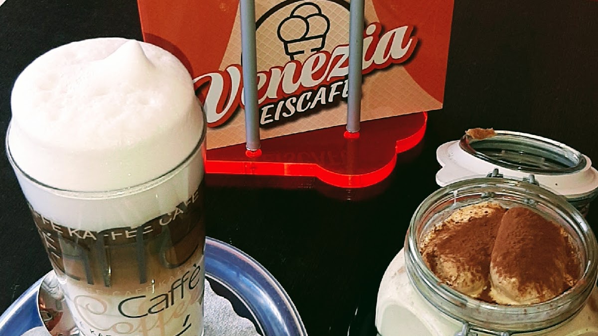 Eiscafé Venezia Photo 3