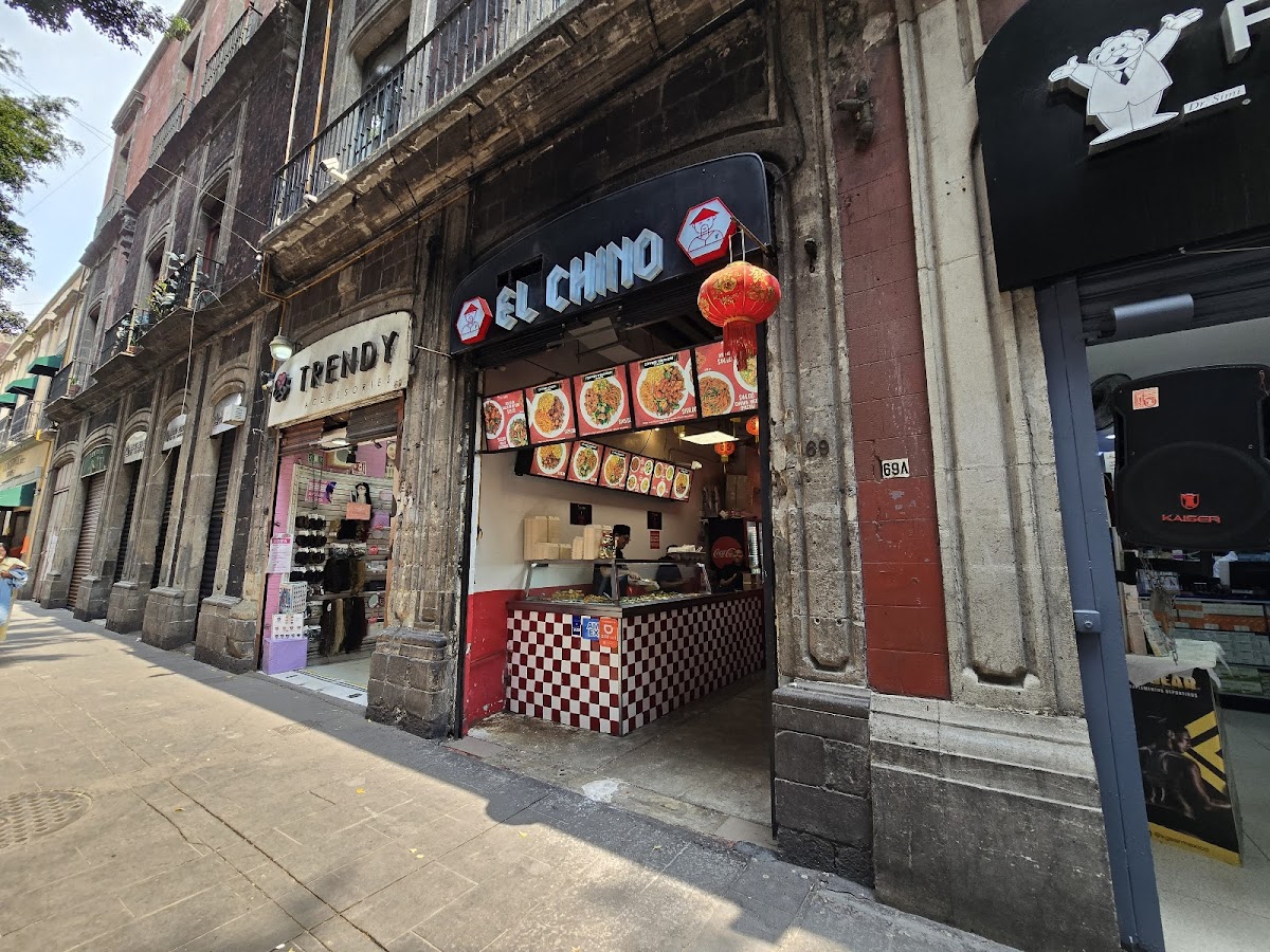 EL CHINO Photo 2