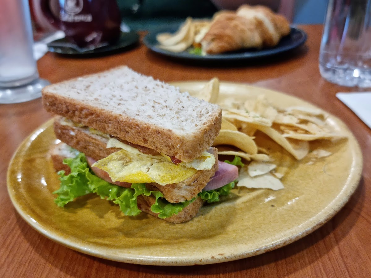 Cafe France Photo 6