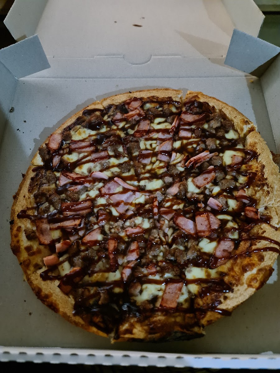 Pizza Hut Photo 8