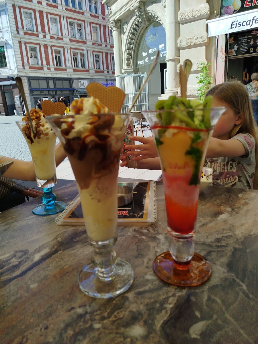 Eiscafe Venezia Photo 3