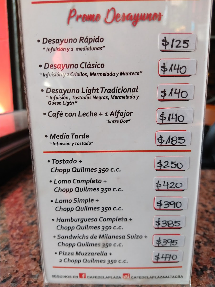 Café de La Plaza Photo Menu 10