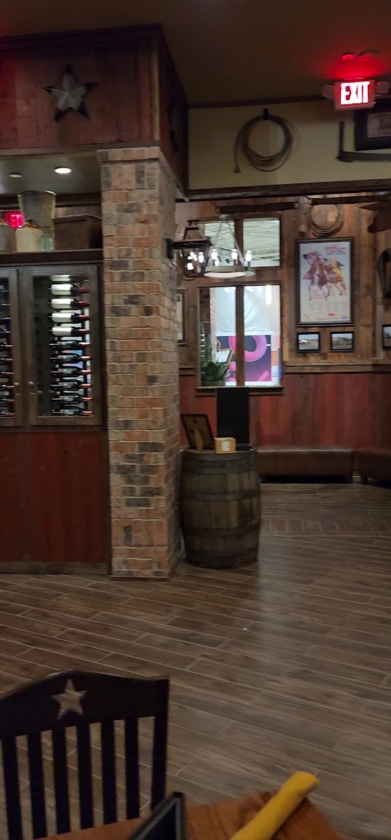 Saltgrass Steak House Photo 2