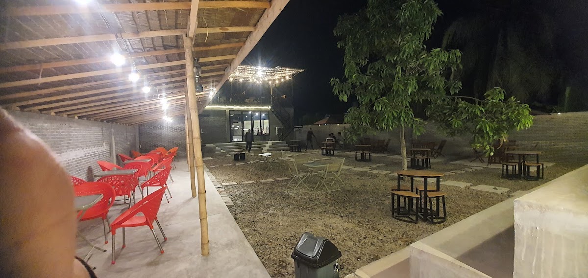 D BEWOK CAFE AND ROASTERY Photo 6