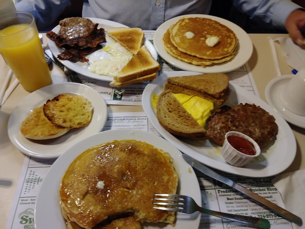 Chuck Wagon Restaurant Photo 5