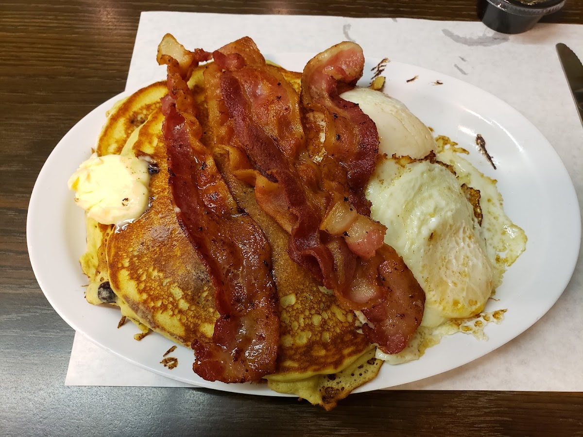 Chuck Wagon Restaurant Photo 7