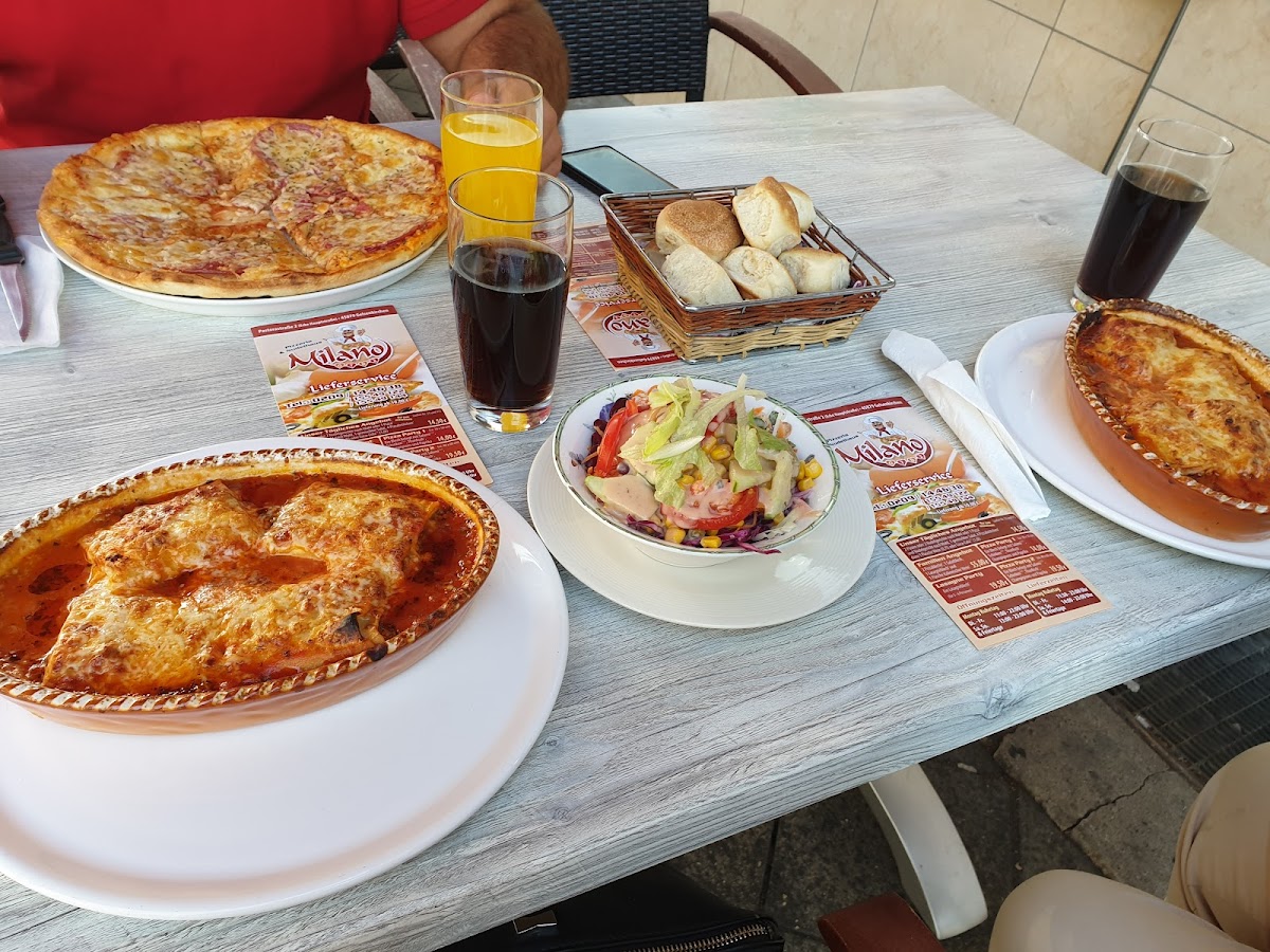 Pizzeria Milano Photo 10
