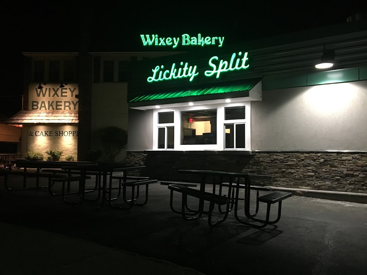 Lickity Split Photo 4