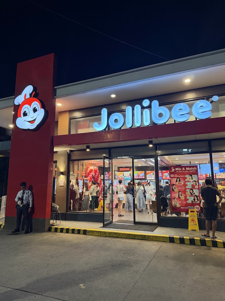 Jollibee Photo 4