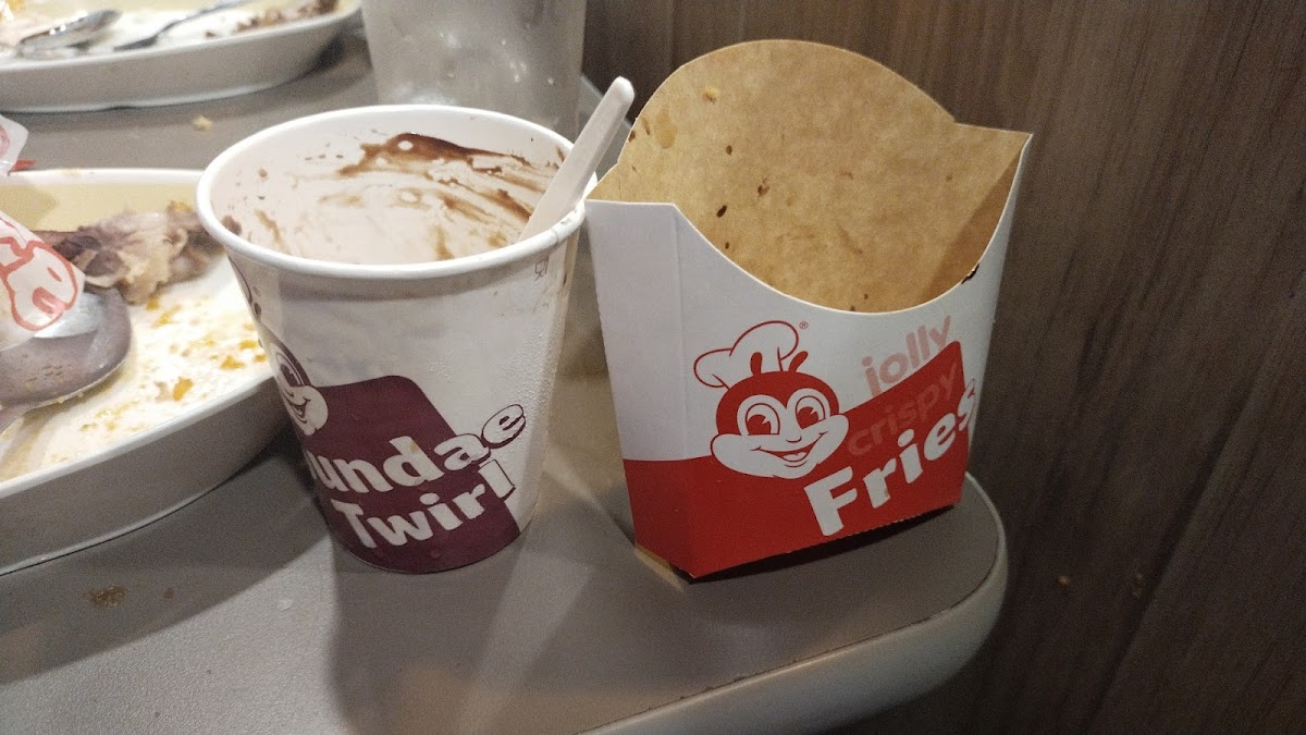 Jollibee Photo 7