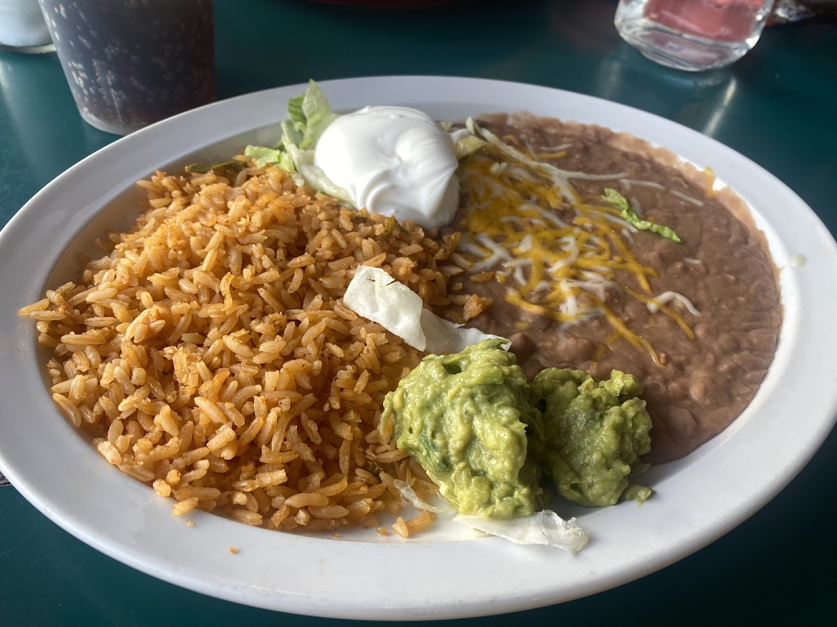El Rancho Photo 2