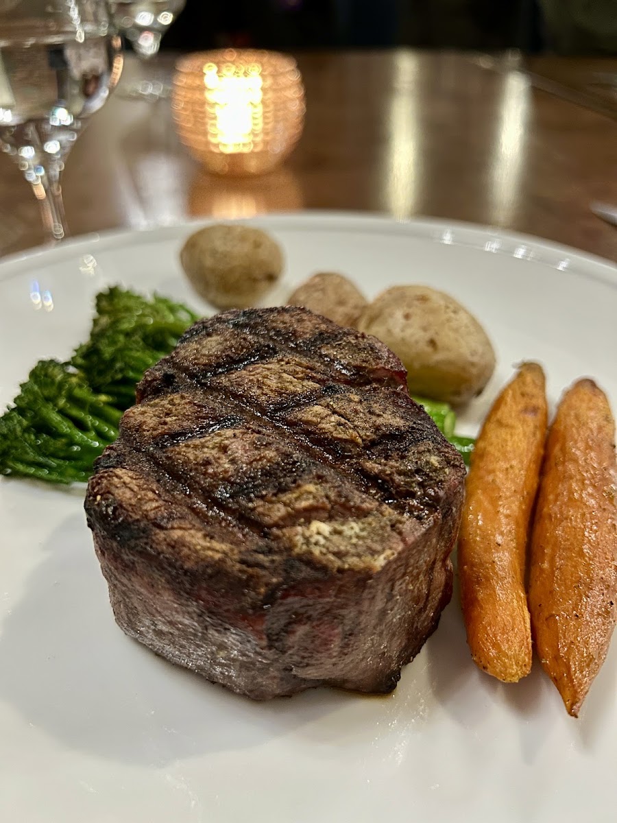 Elite Restaurant Photo 3